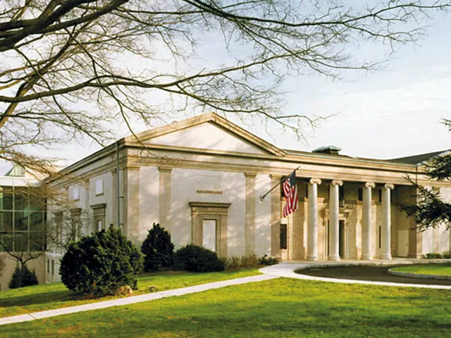 Montclair art museum in essex county, nj